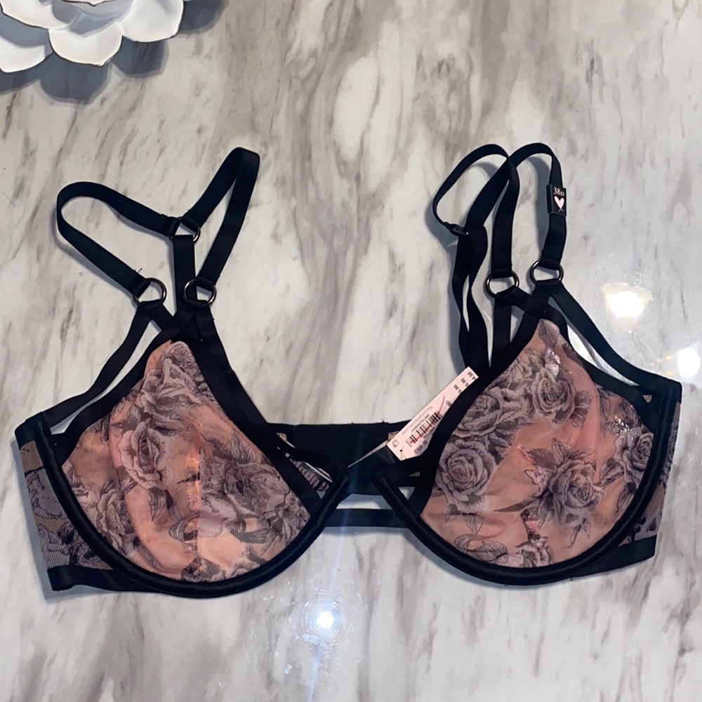 Victoria’s Secret Bra
